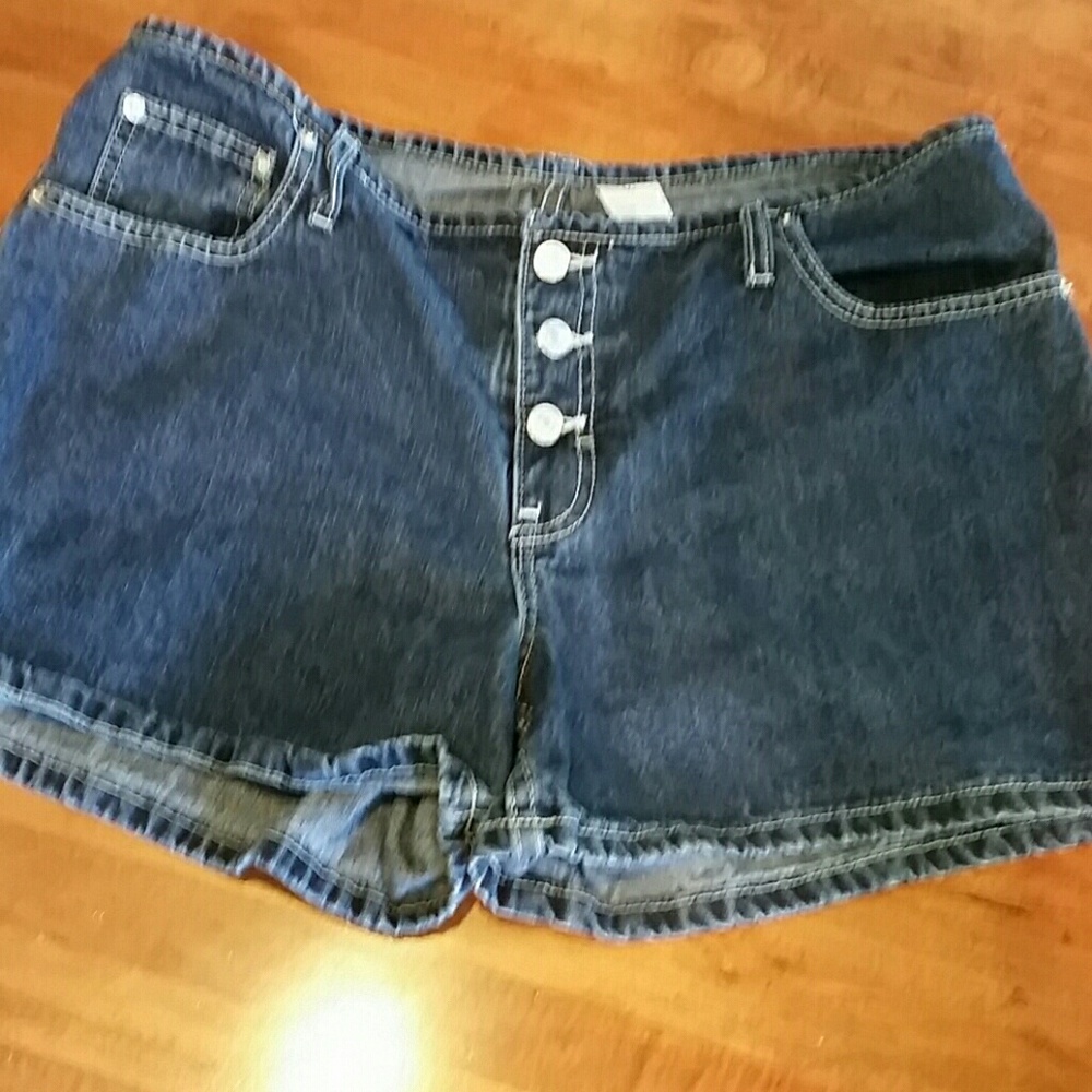 High waist Jordache Button fly jean shorts